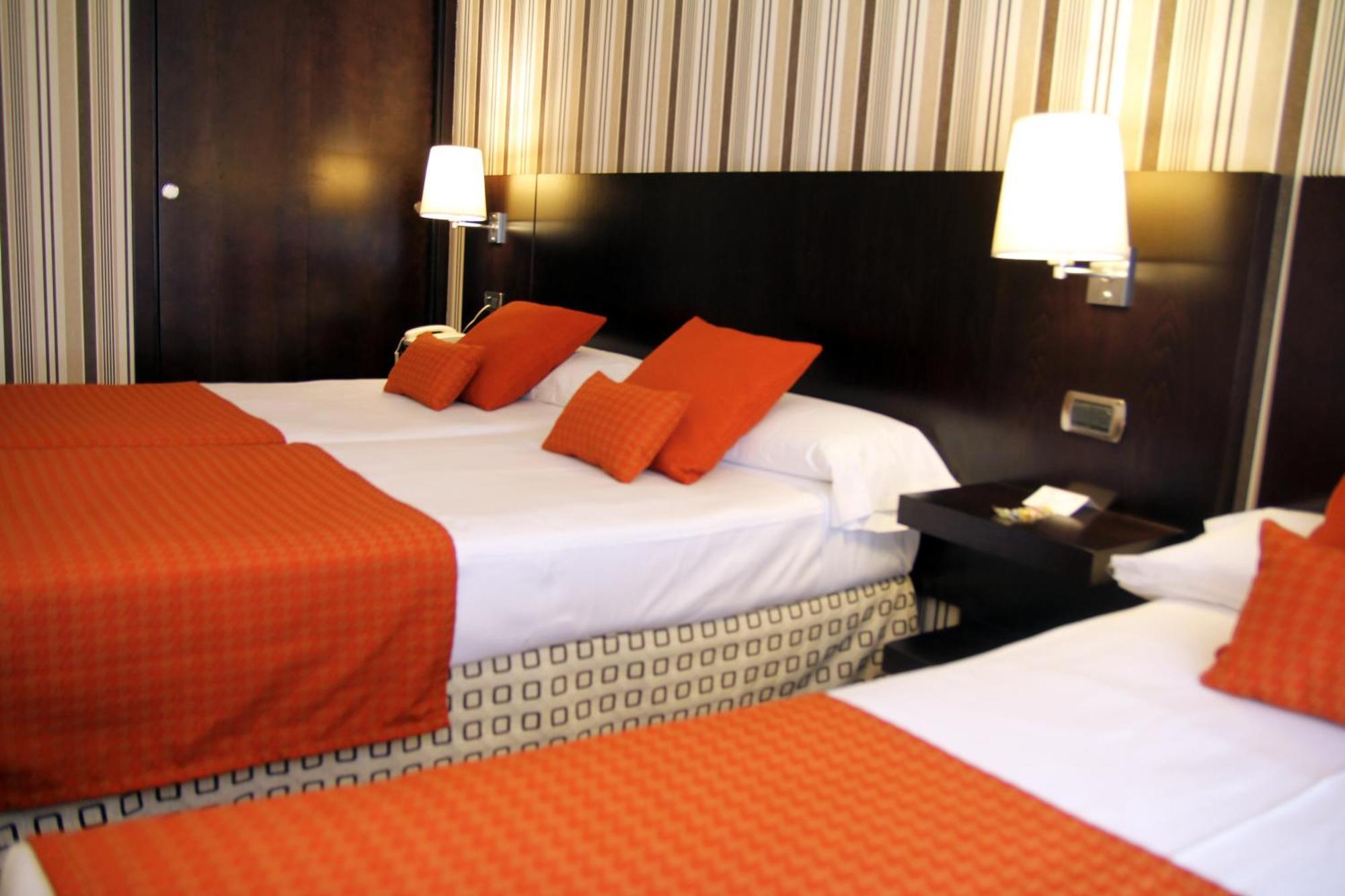 Hotel Conde Duque بلباو الغرفة الصورة